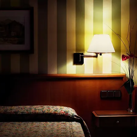 Regencia Colon Hotel 3*