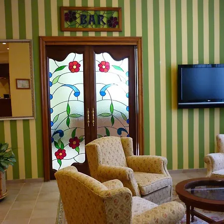 Hotel Regencia Colon