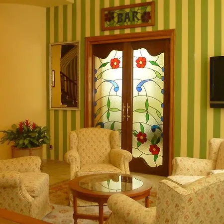 Hotel Regencia Colon 3*