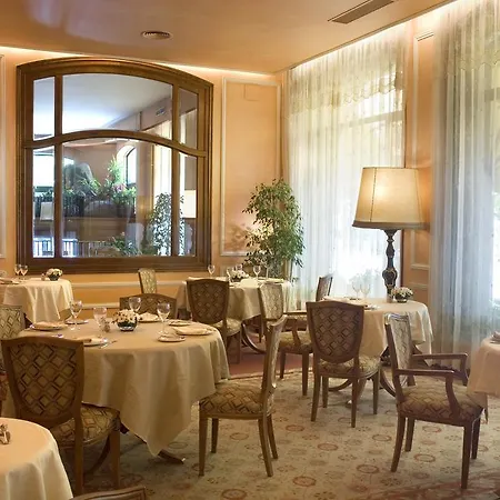 Regencia Colon Barcelona