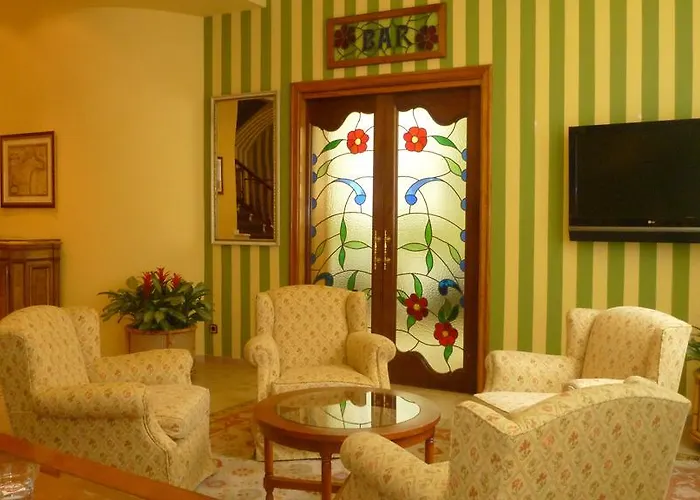Hotell Regencia Colon 3*